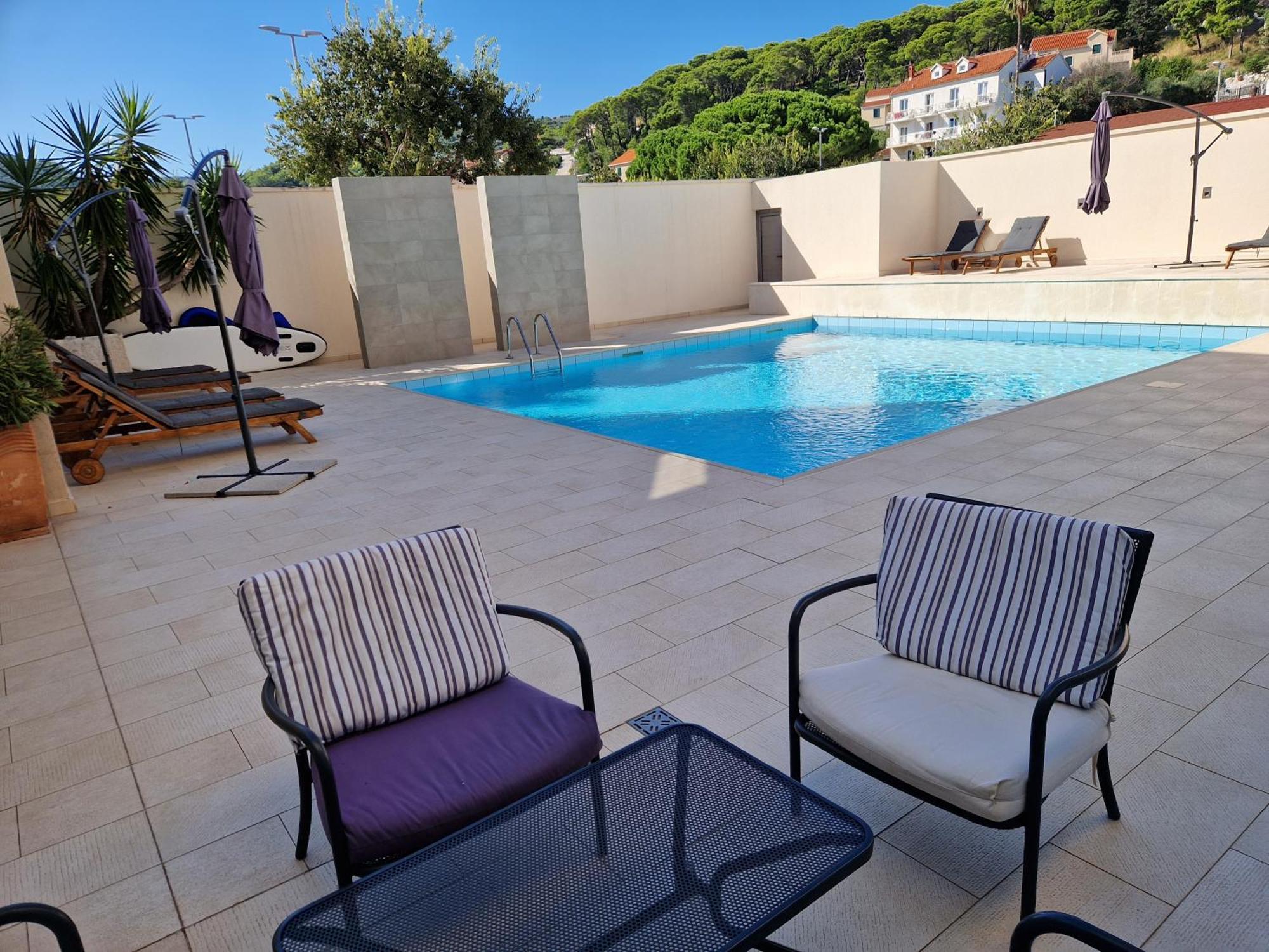Hotel Lipa Postira Ngoại thất bức ảnh
