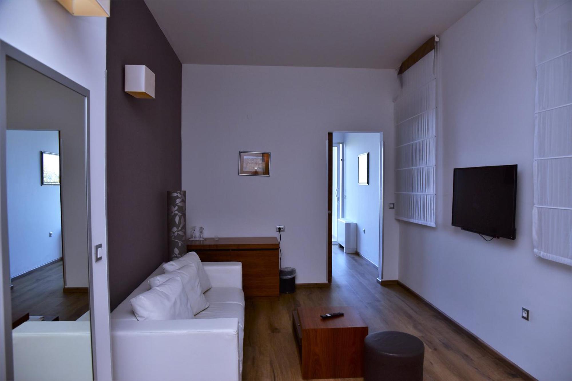 Hotel Lipa Postira Ngoại thất bức ảnh